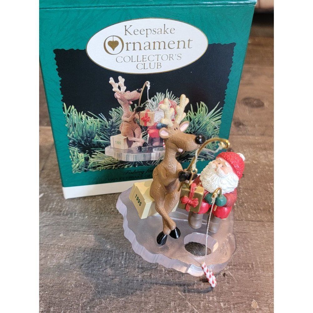Hallmark fishing for fun 1995 ornament‎ Xmas Decor reindeer Santa